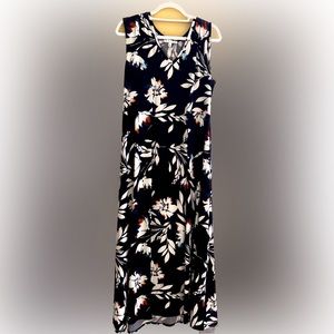 Chaus New York V-Neck Maxi XL